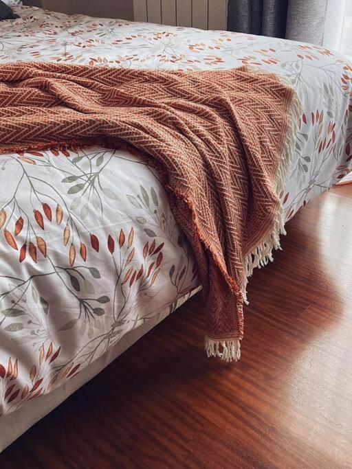 Apartamento Hogar Del Nomada Gibaja Exteriör bild